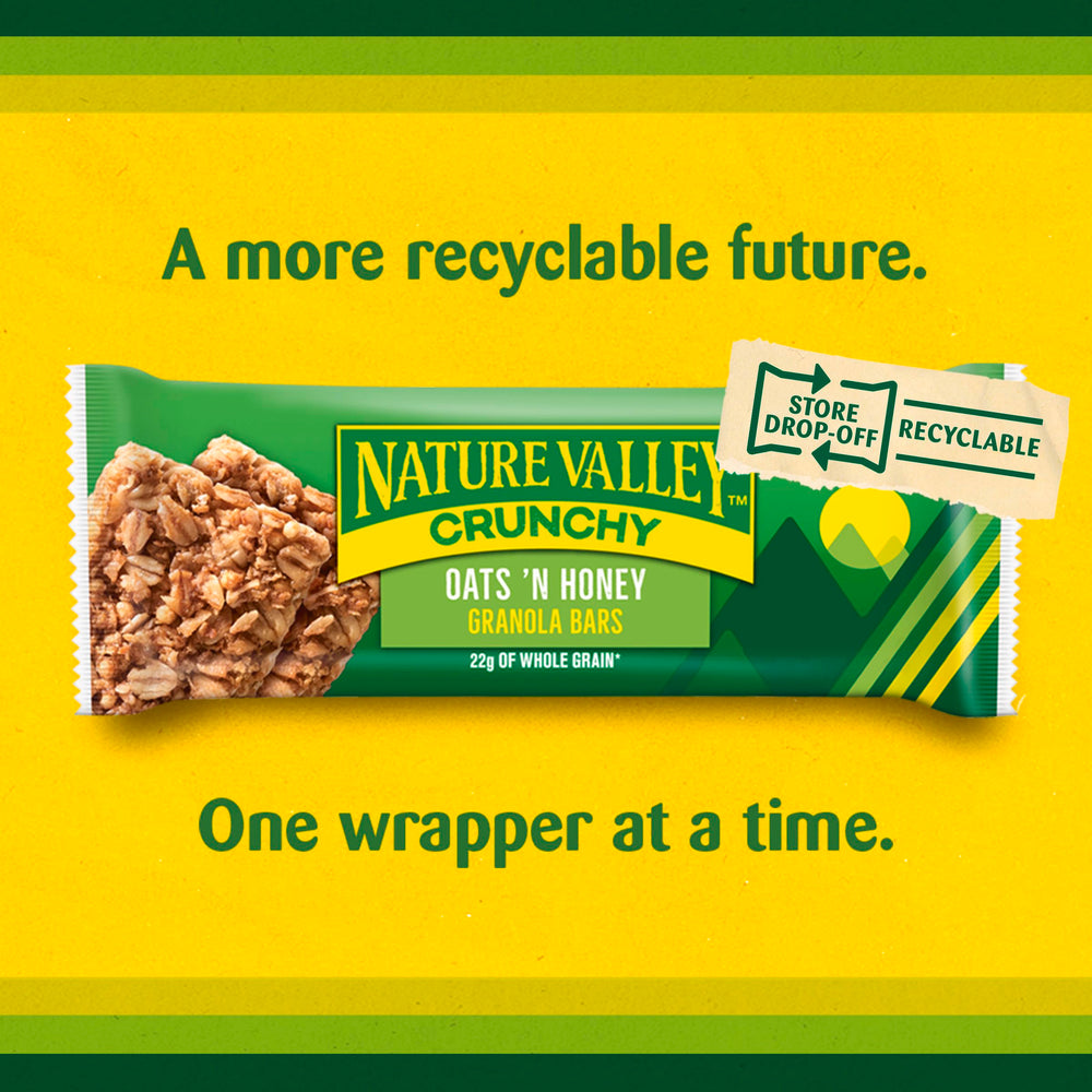 Nature Valley Oats 'n Honey bar honey glaze detail suggests natural flavor.
