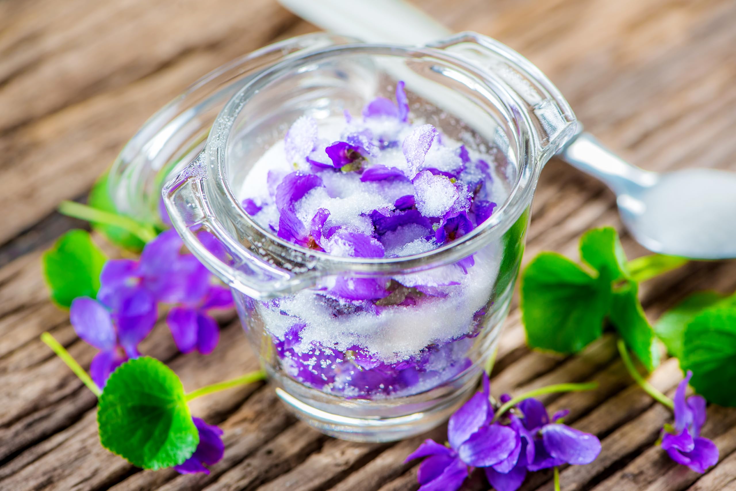 Naturegrail dried violet flowers bath mix for spa-like aromatics and relaxation.