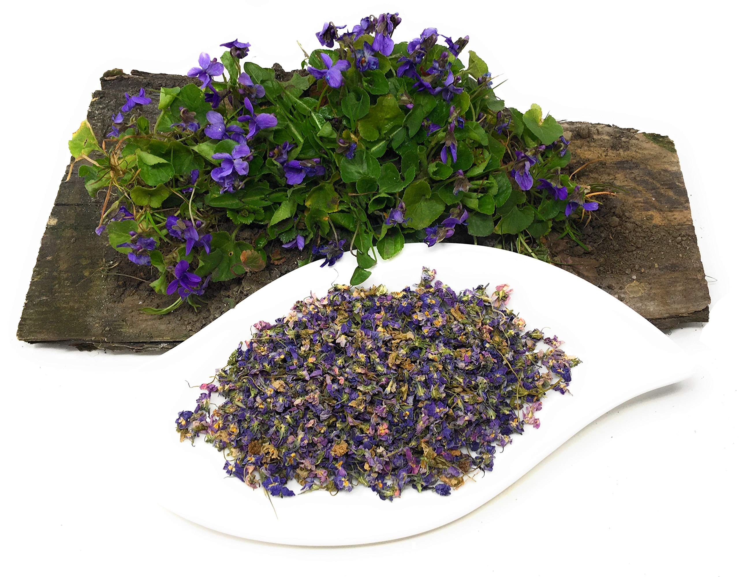 Naturegrail dried violet flowers in salad, adding vibrant color and delicate notes.