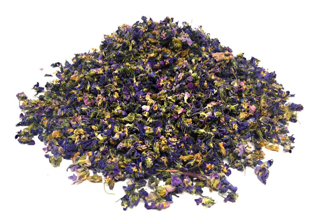 Naturegrail dried violet flowers in tea blend, elevating flavor with violet hue.