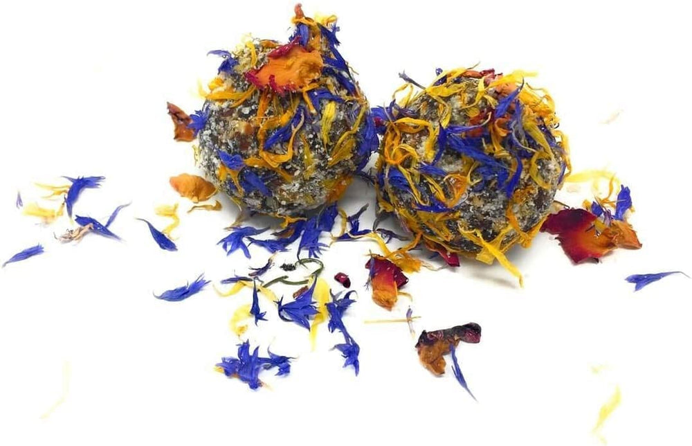 Naturegrail Spring Flower Blend salad dressing accents for vibrant plates.