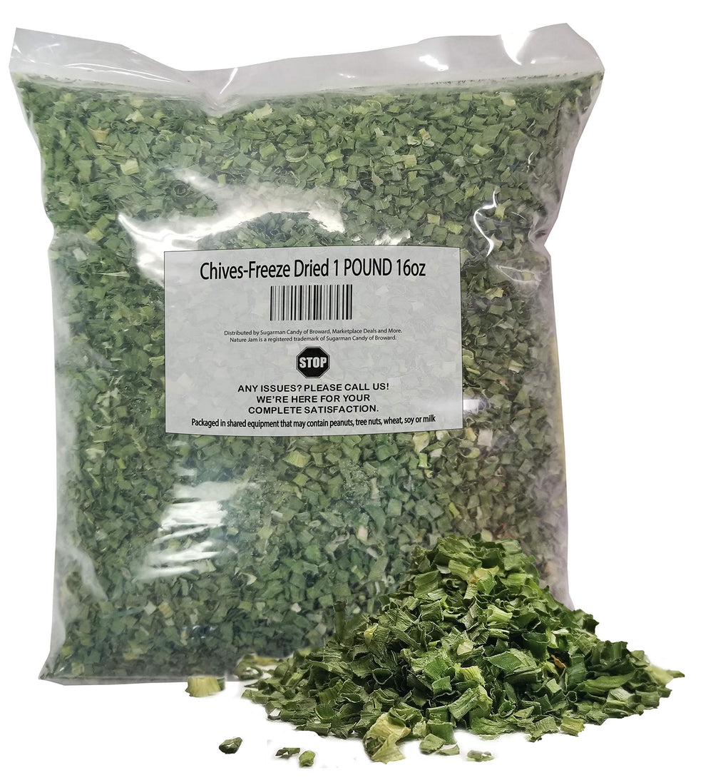 Naturejam freeze-dried chives bag front showing vibrant green flakes for long-lasting freshness