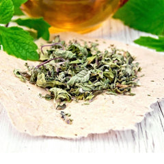 NatureJam mint leaves for herbal tea and refreshing infusion.