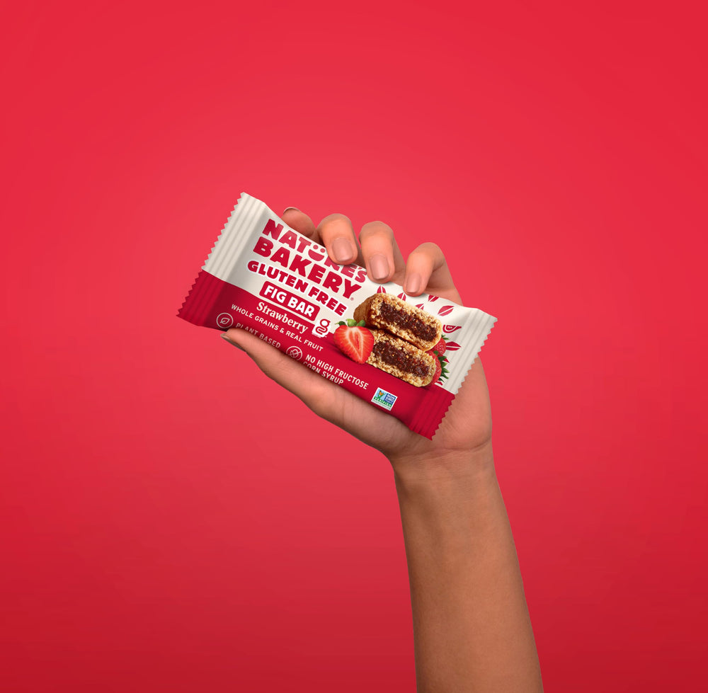 Nature's Bakery strawberry twin-pack display supports family snack rotation.