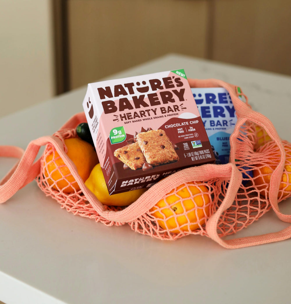 Nature's Bakery Hearty Bars Chocolate Chip contains hearty whole grains