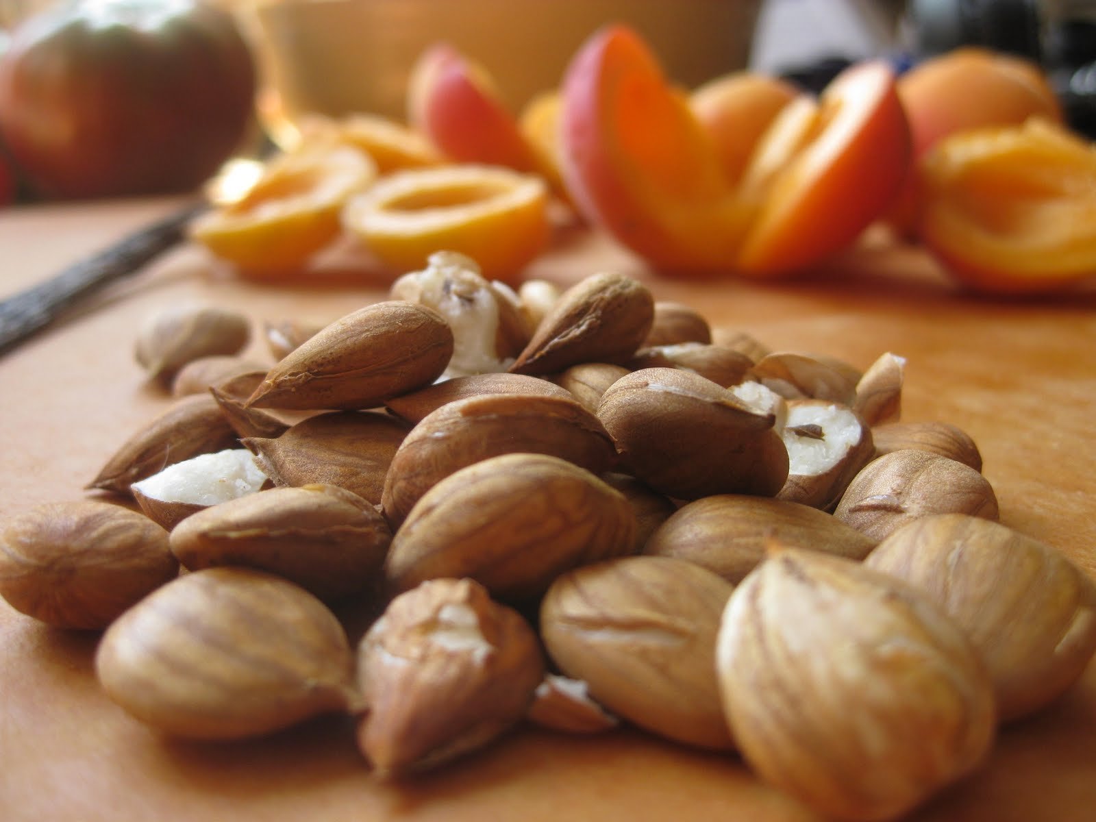 Nature's Choice bitter kernels with amaretto aroma