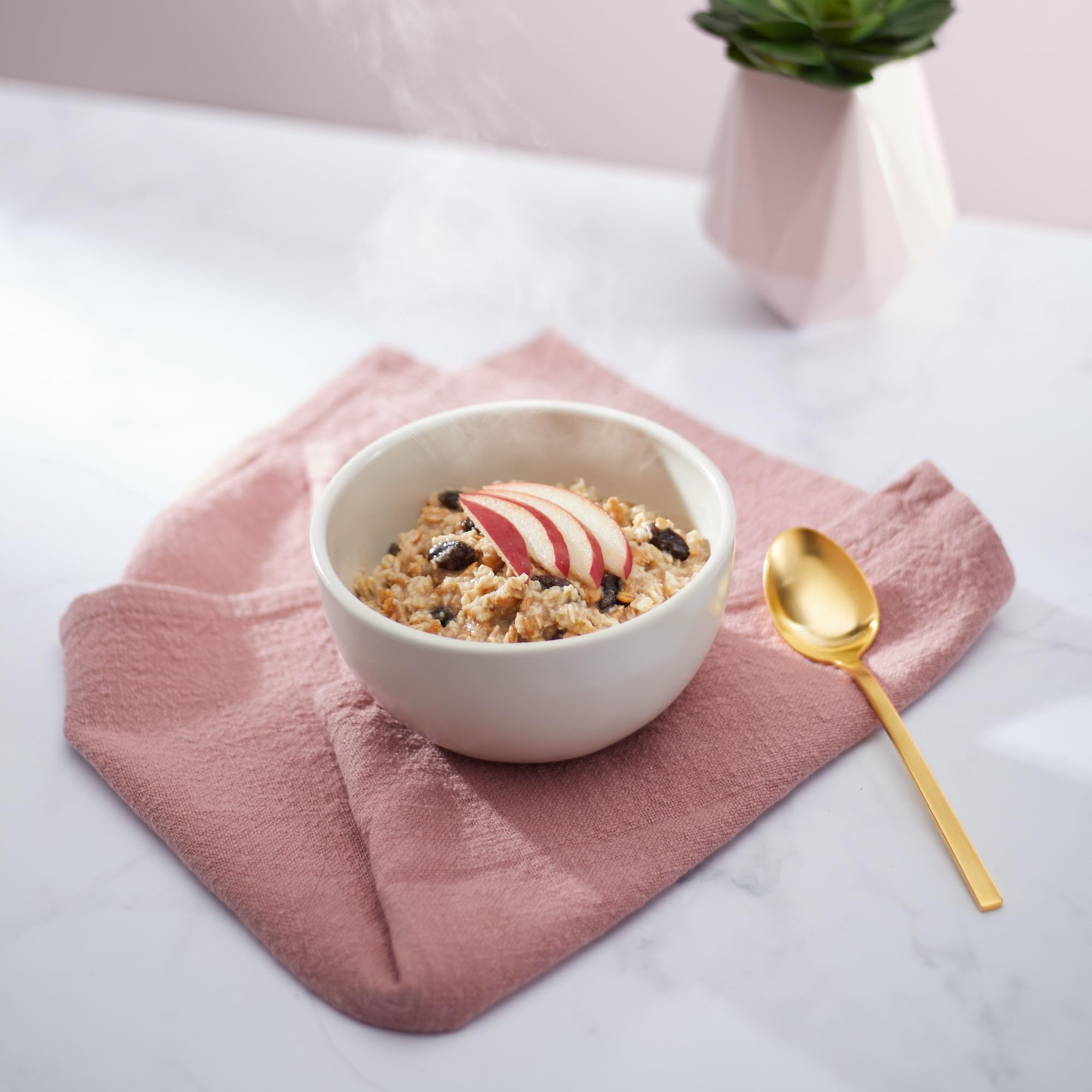 Nature's Path Apple Cinnamon single-serve packet for quick, tasty mornings.