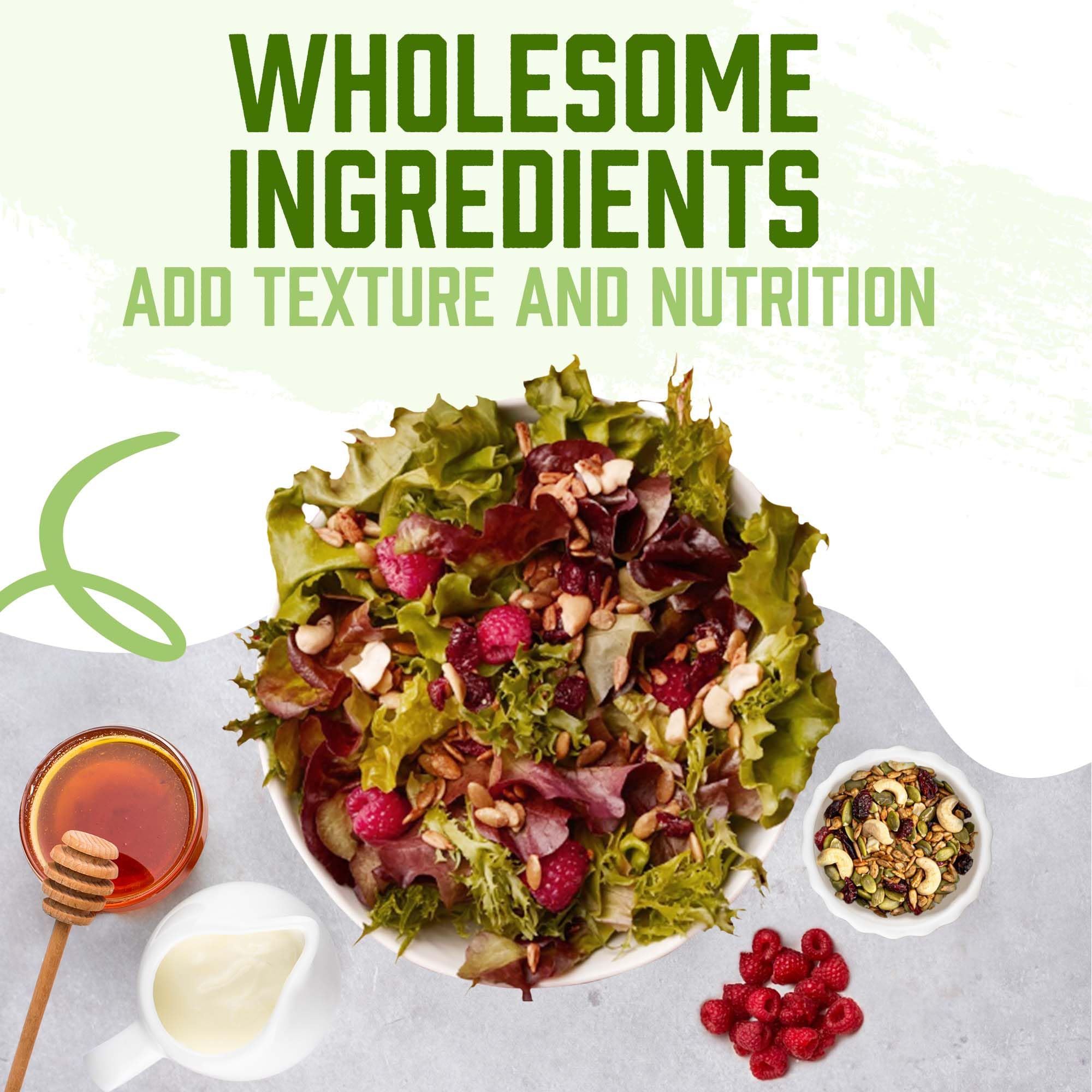 NaturSource Wildberry cranberries and cashews in tangy fruity mix
