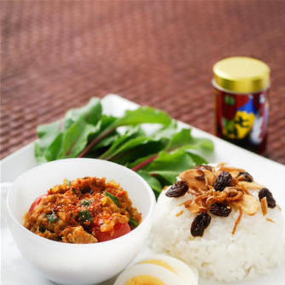 Nemoto Yawataya Isogoro Shichimi can packaging signals premium quality.