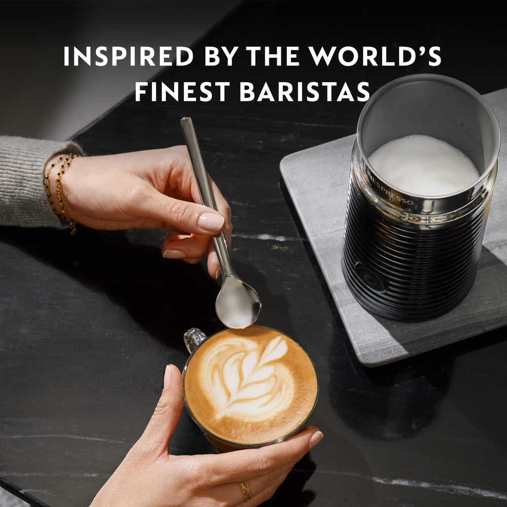 Nespresso Vaniglia capsules beside recycling symbol, signaling sustainability.