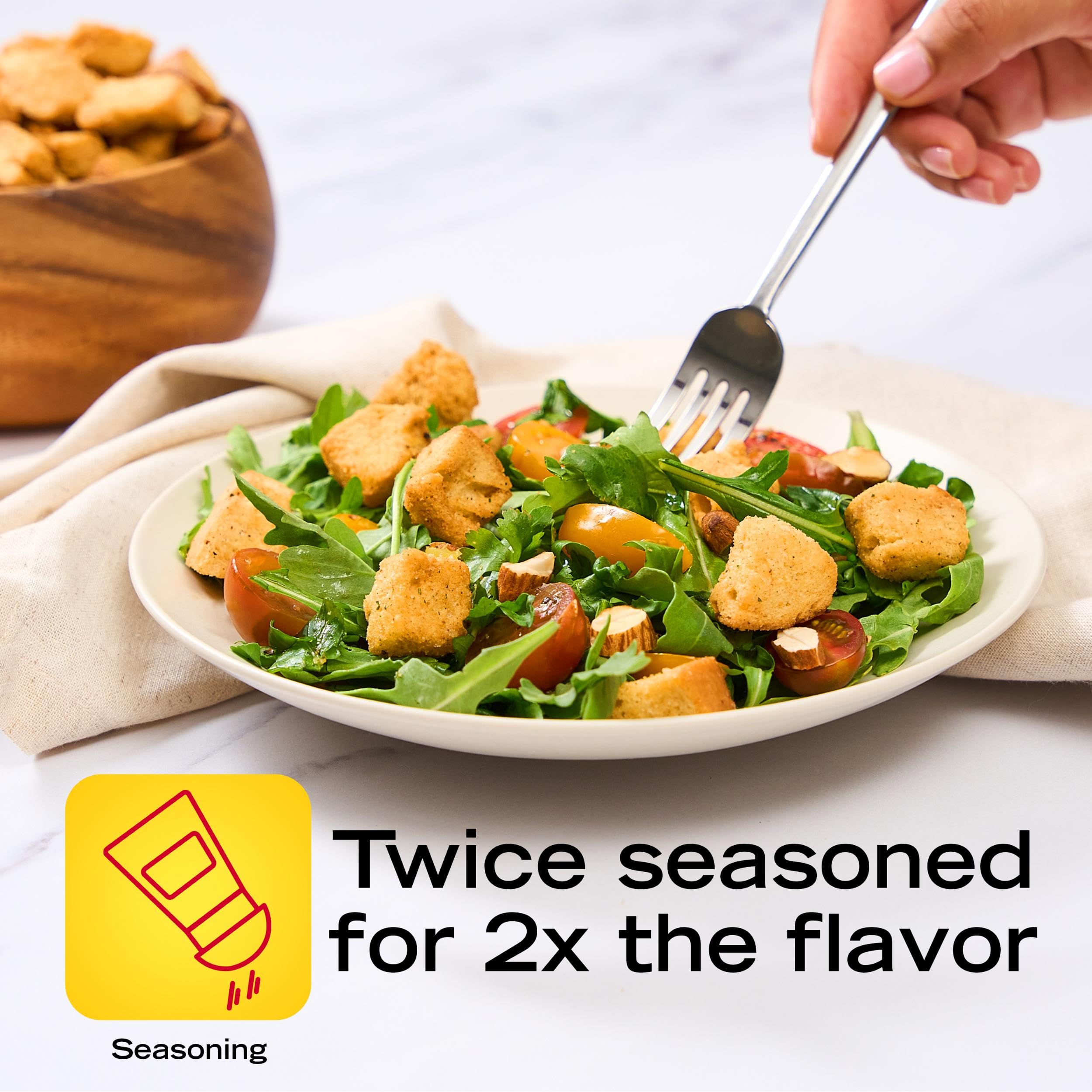 New York Bakery croutons crisp texture enhances soups and salads.