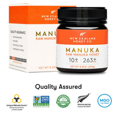 New Zealand Honey Co. Manuka honey pour demonstrates smooth texture and rich flavor.