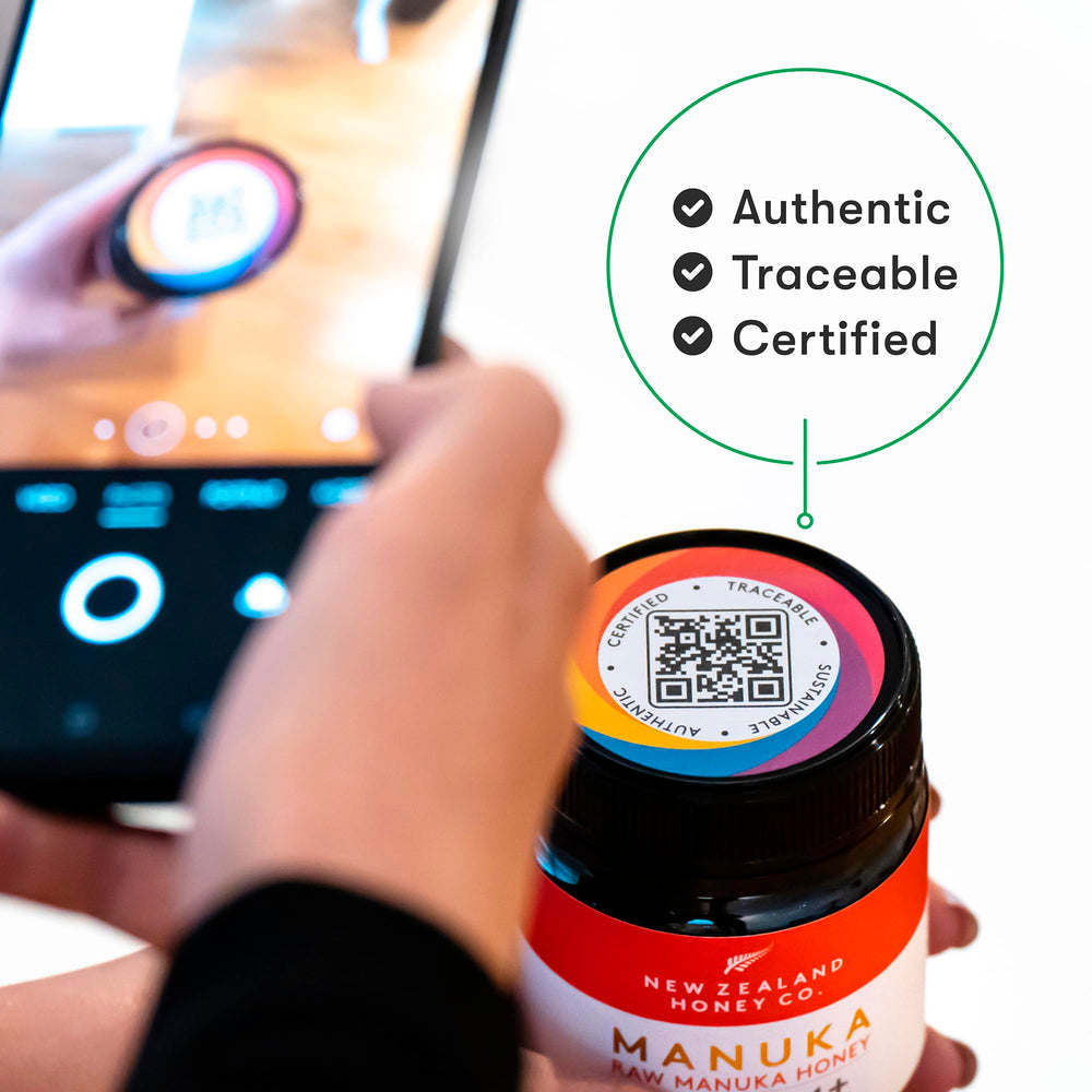 New Zealand Honey Co Manuka honey UMF 28+ certification seal signals trust and quality.