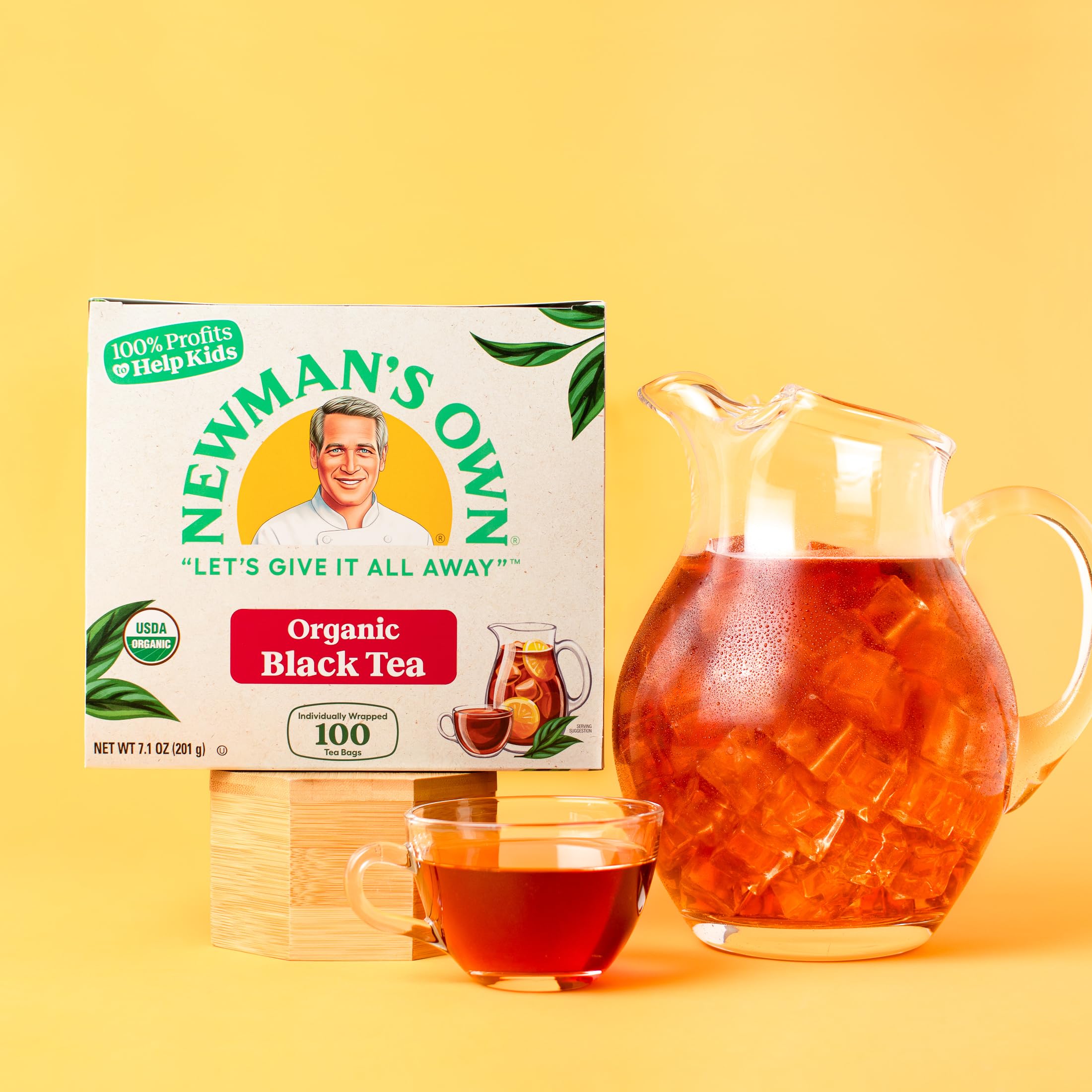 Newman's Own Organics tea bag tag close-up highlights easy steeping reminder.