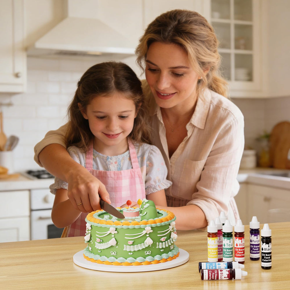 Nomeca purple oil-based color for rich cake pops and decorations.