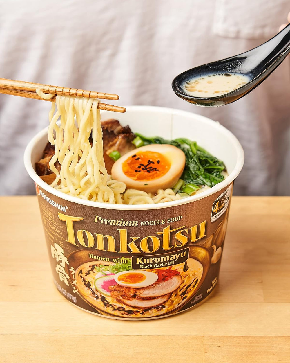 Nongshim packaging highlights recyclable, eco-friendly container.