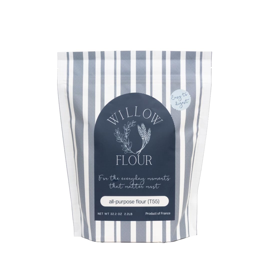 Northshore Willow and Oak Willow Flour packaging highlights clean baking.