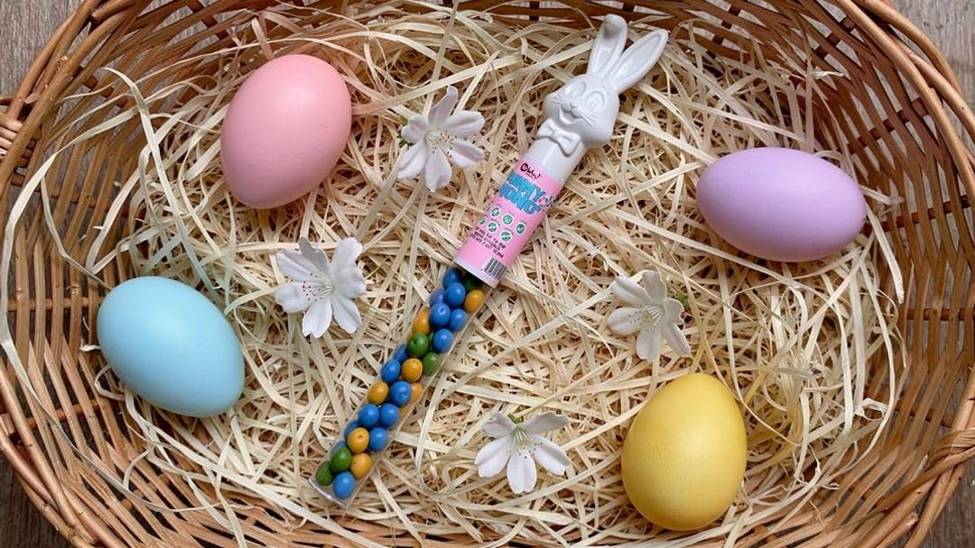 Nowhey Easter basket-friendly bunny-topped tubes add festive charm to celebrations.