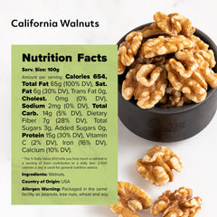 NUTS U.S. Chandler variety walnuts, natural raw and flavorful for baking and salads