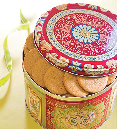 Nyakers Gingersnaps cookies arranged for convenient bite-sized snacking.