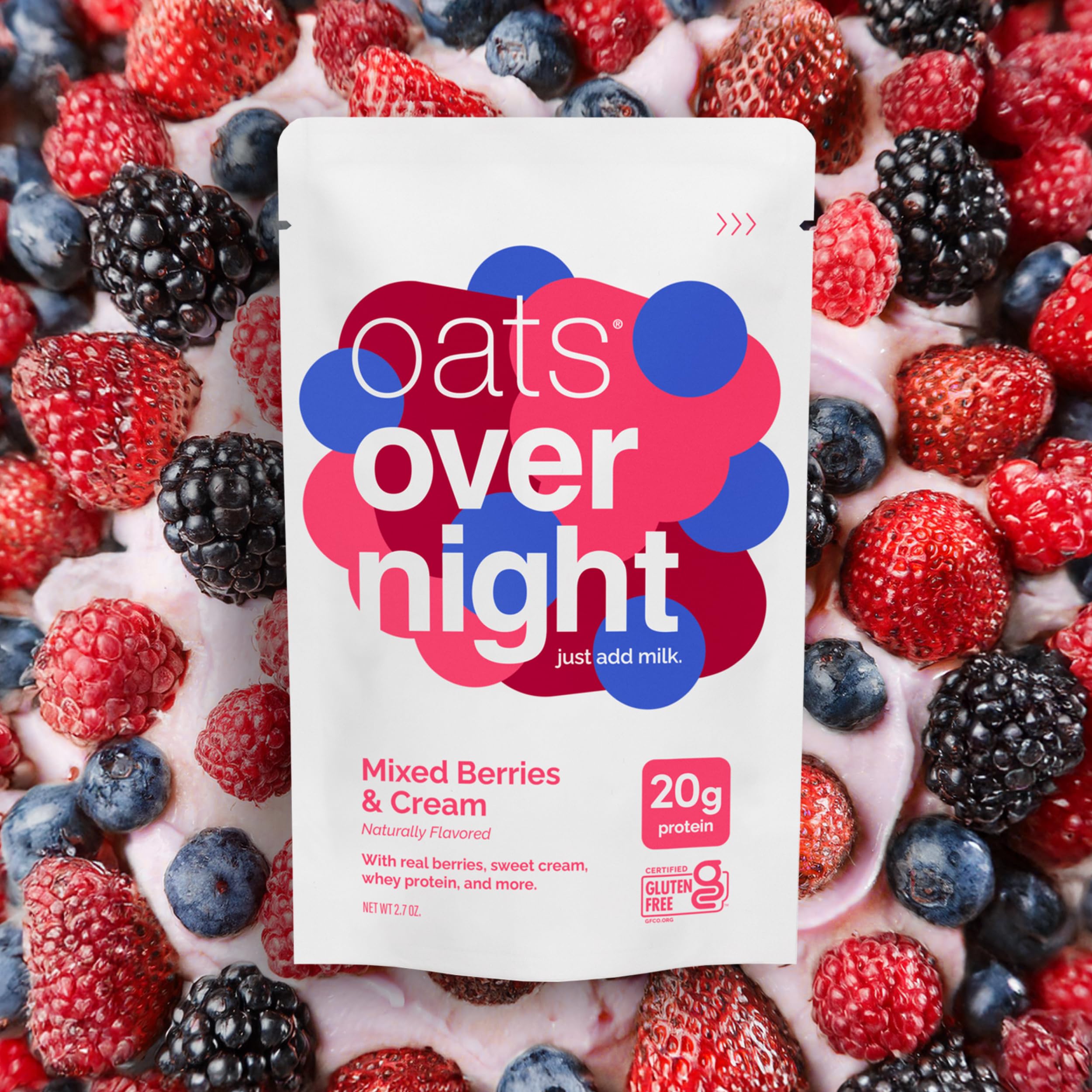Oats Overnight Mixed Berries & Cream protein scoop close-up