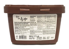 Obok Chunjang jar pour enables easy jjajang sauce base.