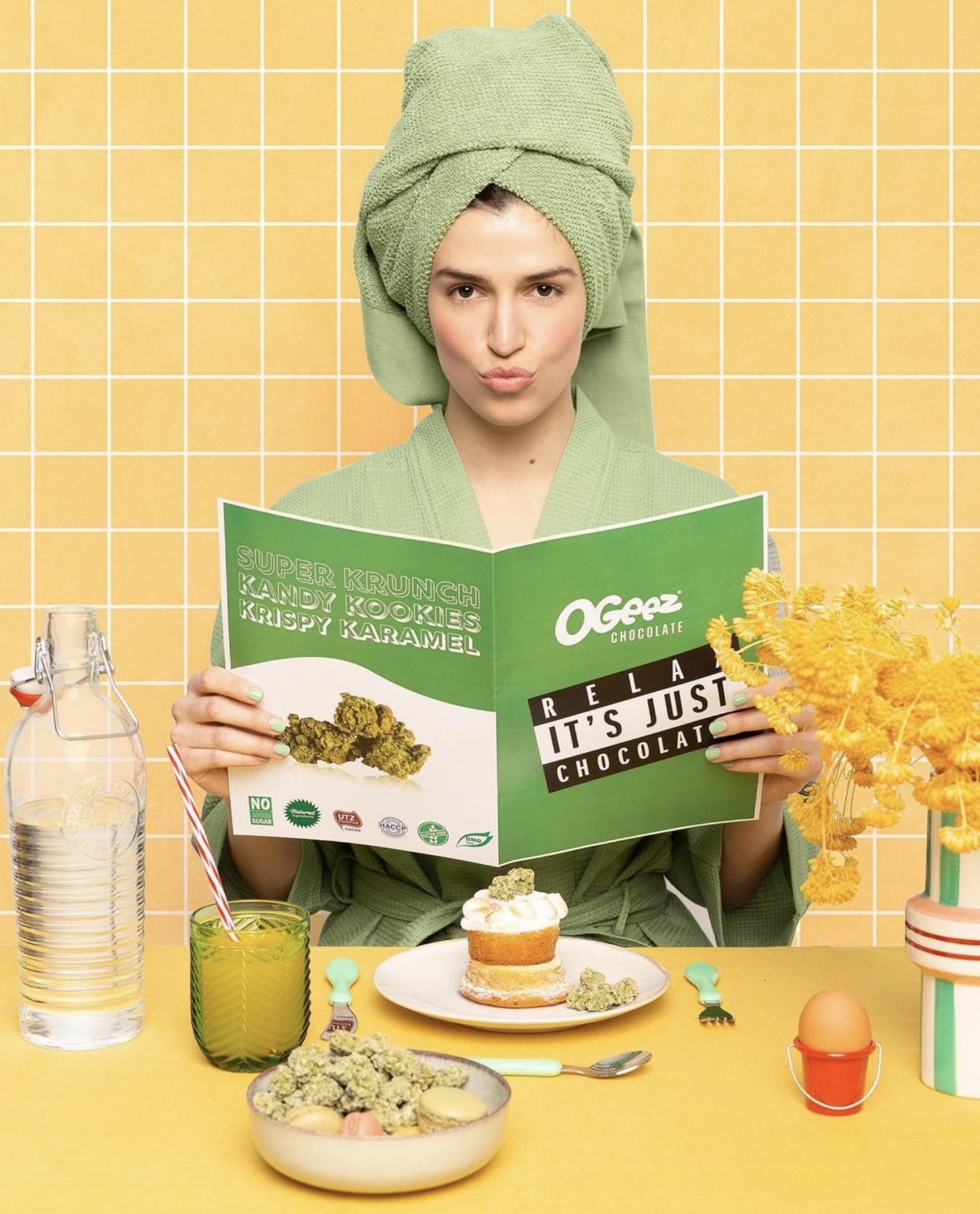Natural ingredients include matcha and chlorella for a unique flavor