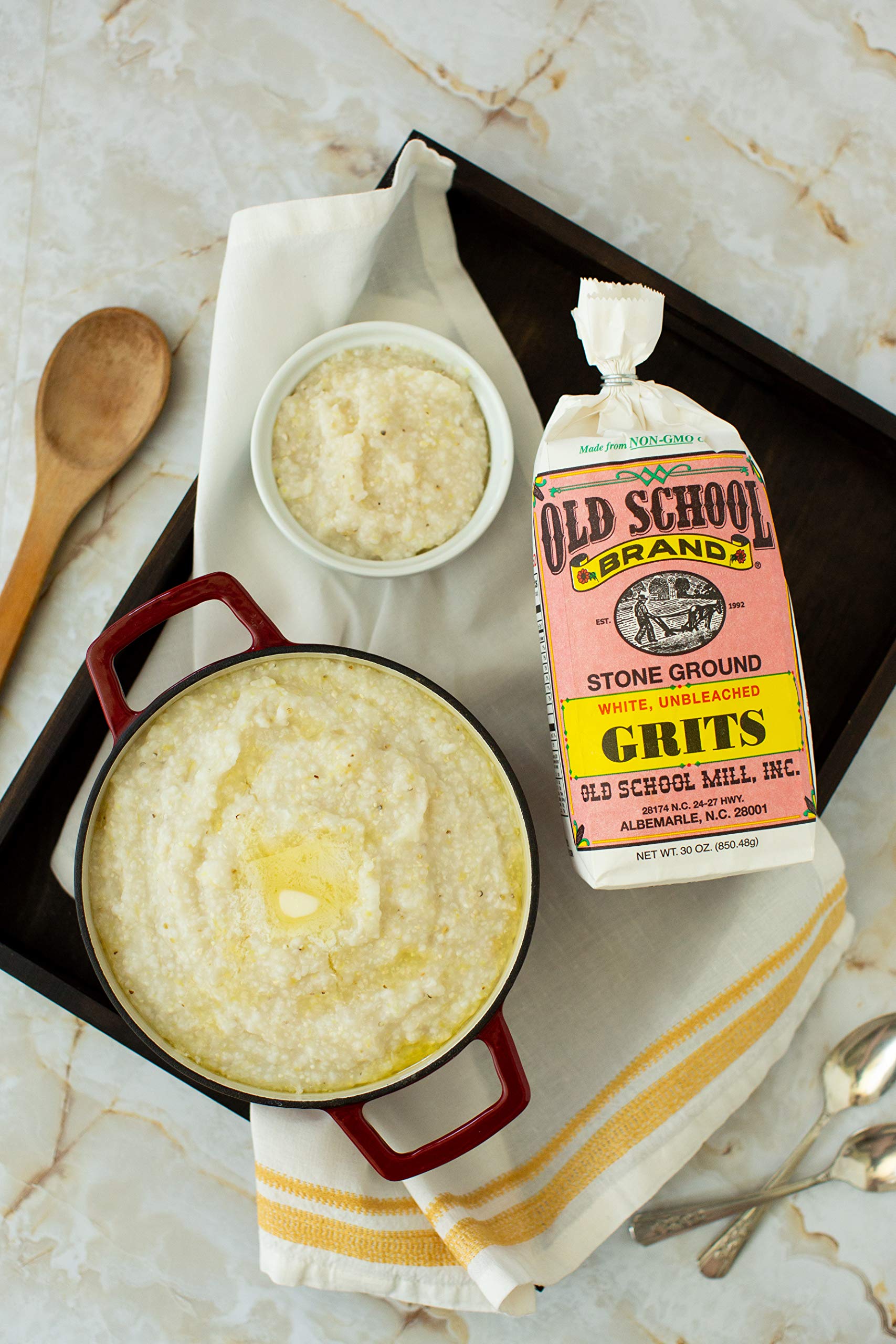 Old School Brand Carolina corn origin signals fresh, regional flavor.