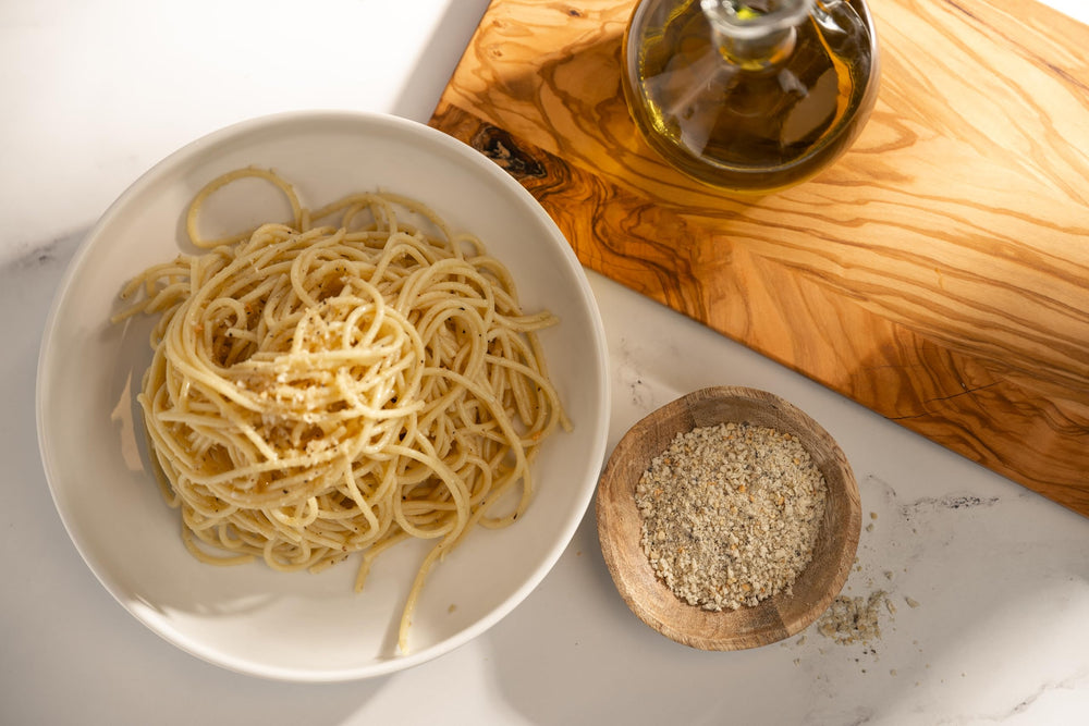 Olde Thompson Cacio E Pepe Crunch on roasted potatoes with cheese notes
