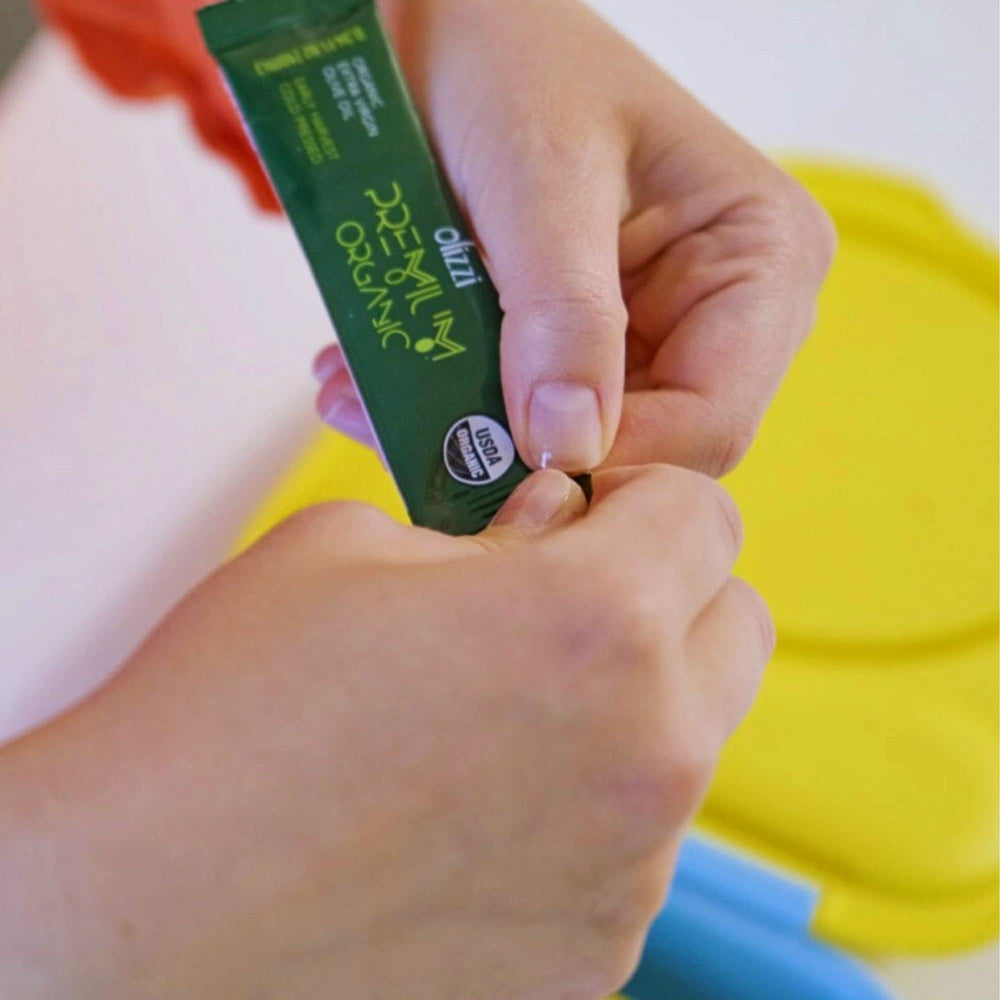 Olizzi resealable recyclable bag for eco-friendly on-the-go meals