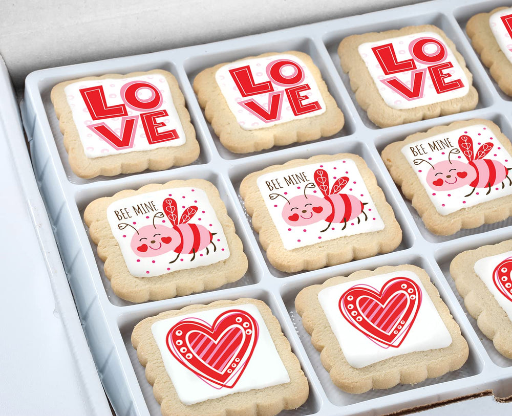 OMCookie packaging uses bubble wrap to keep cookies safe in transit.