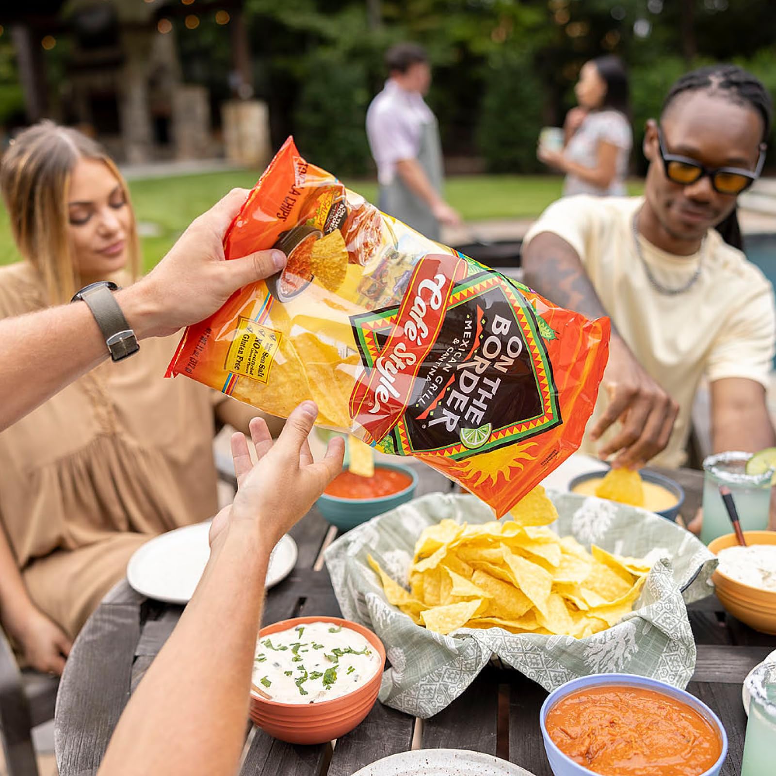 On The Border Cafe Style chips show sea salt detail, enhanced flavor for dipping.