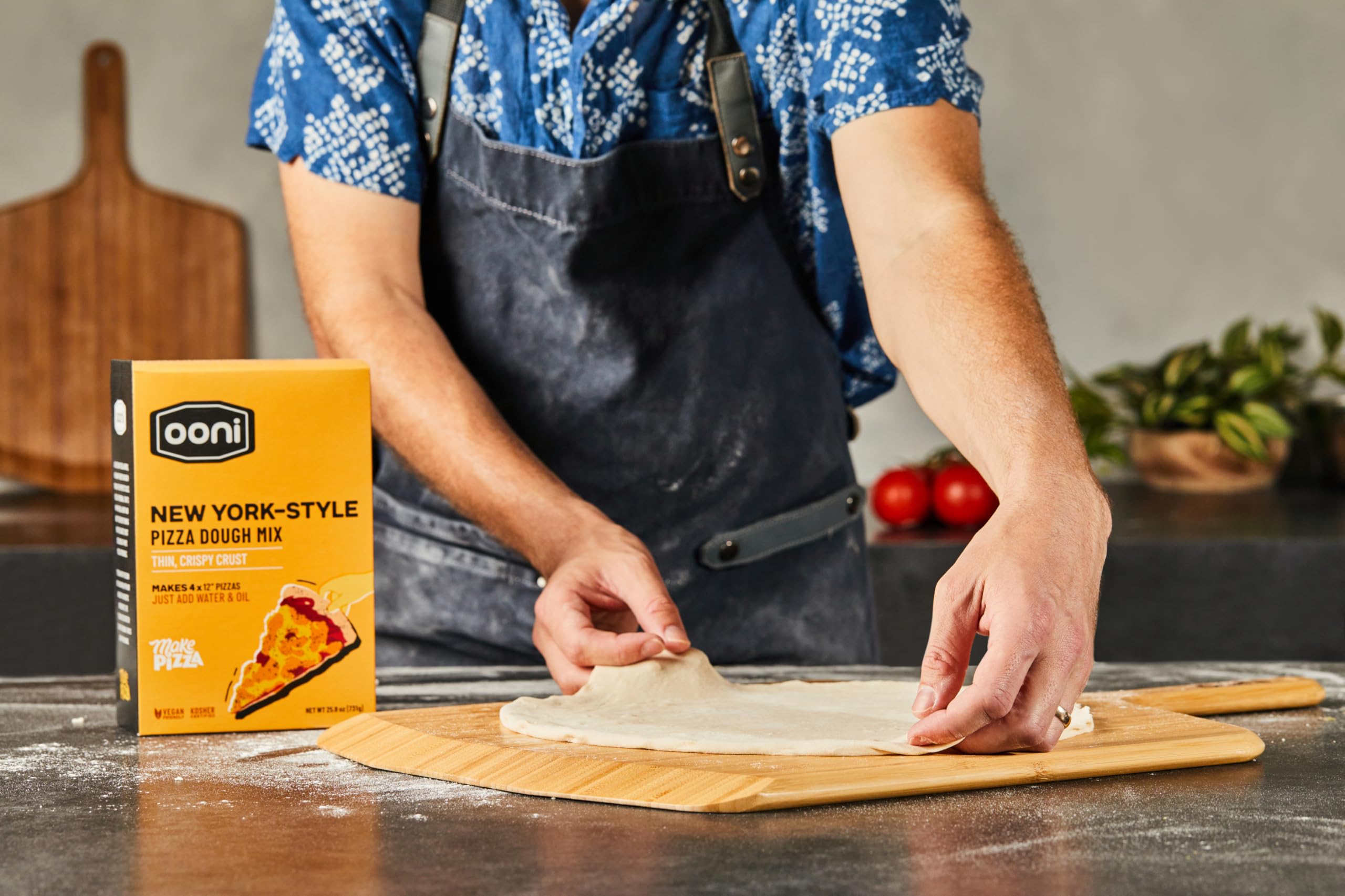 Ooni New York Style 12-inch pizza base, perfect for even, restaurant-like crusts.