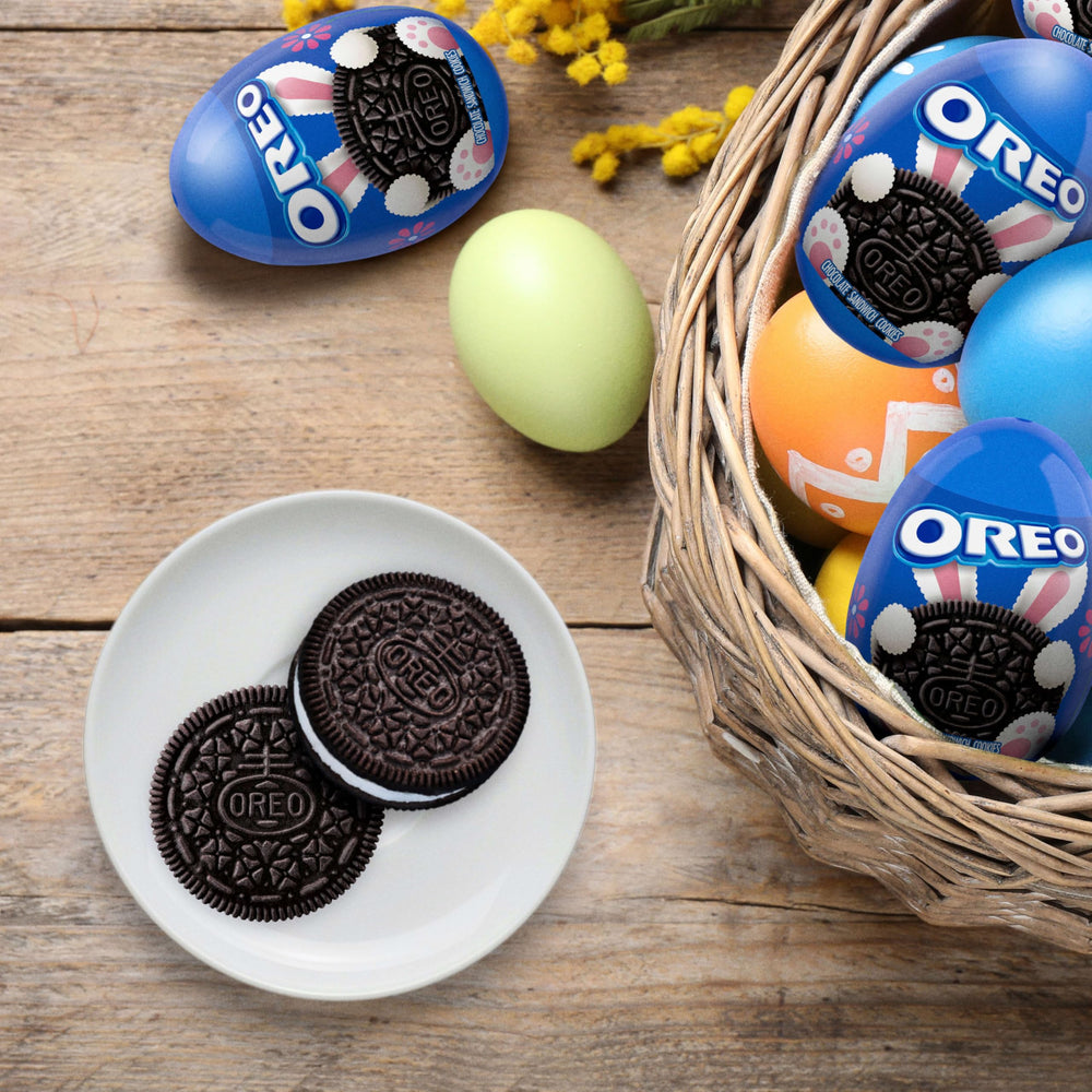Oreo Kosher certification label visible on packaging.