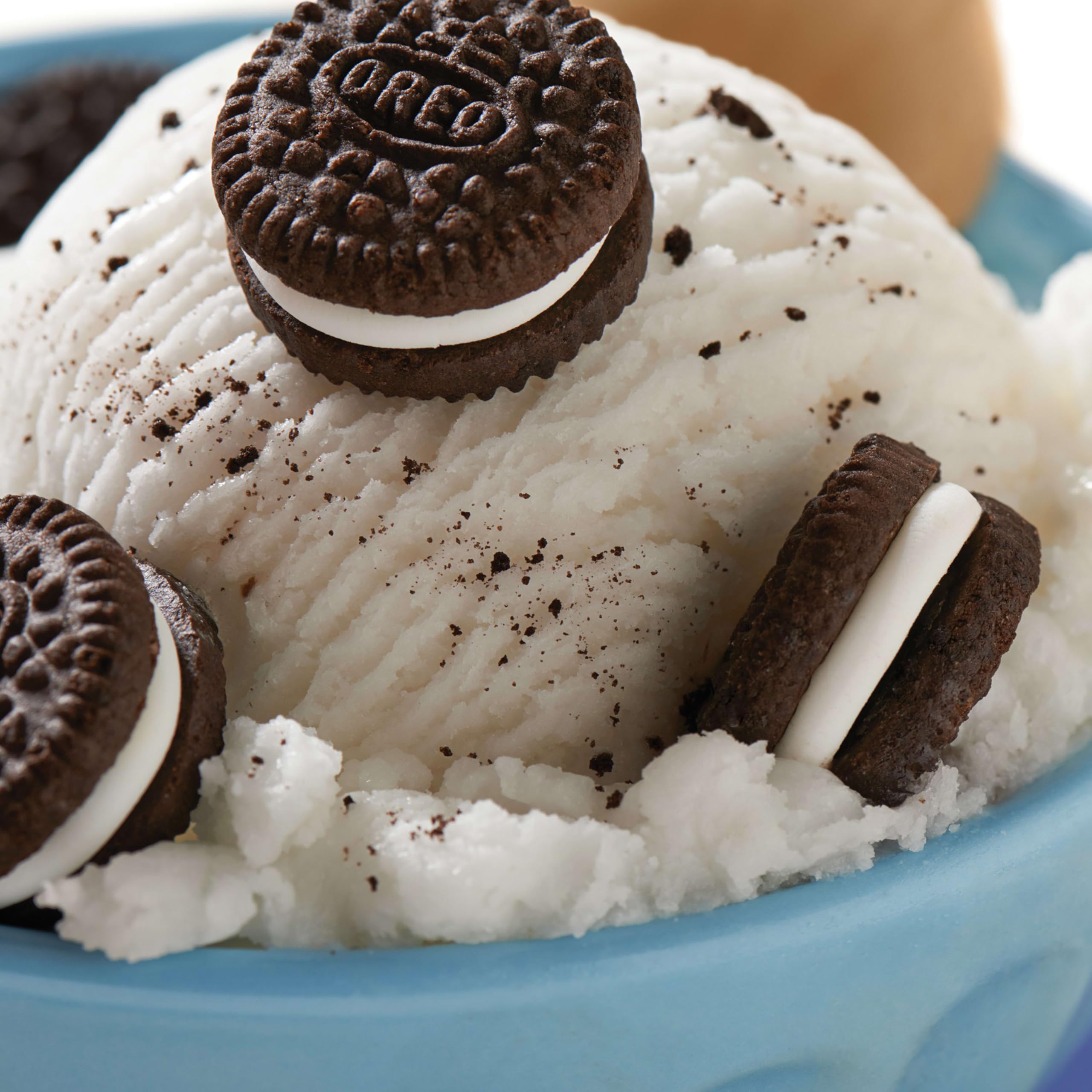 OREO mini party favors arranged for celebration snacking.