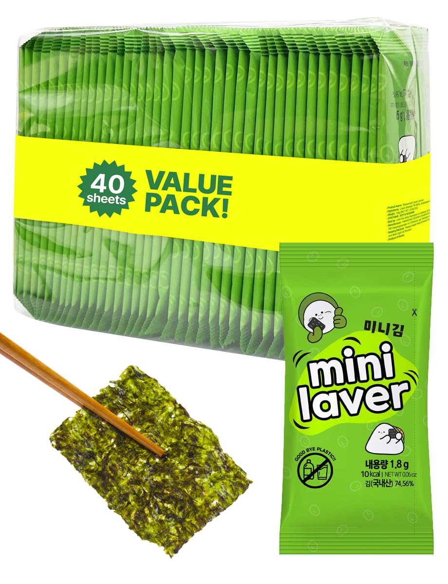 Organic roasted Korean seaweed sheets pack; crisp, convenient snack.