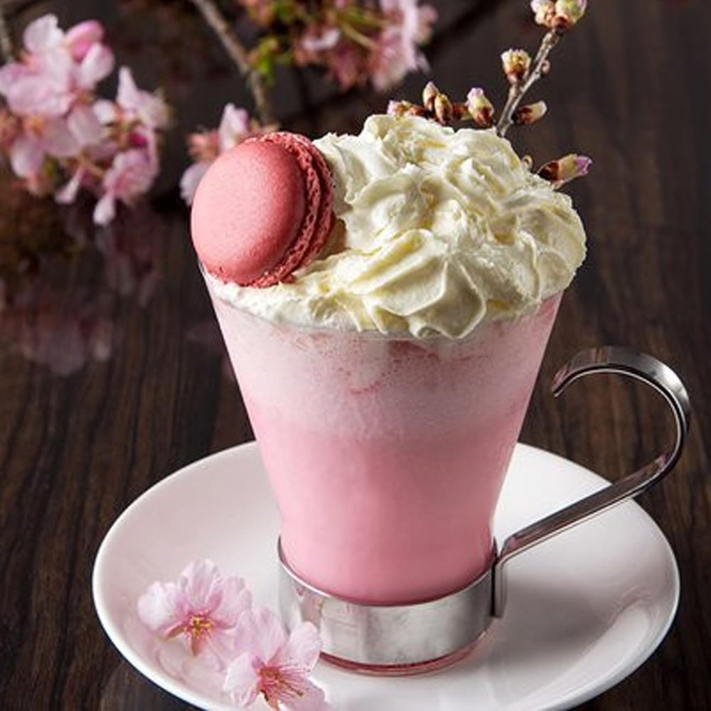 ORGFUN Sakura Powder as a garnish to enhance drinks and desserts