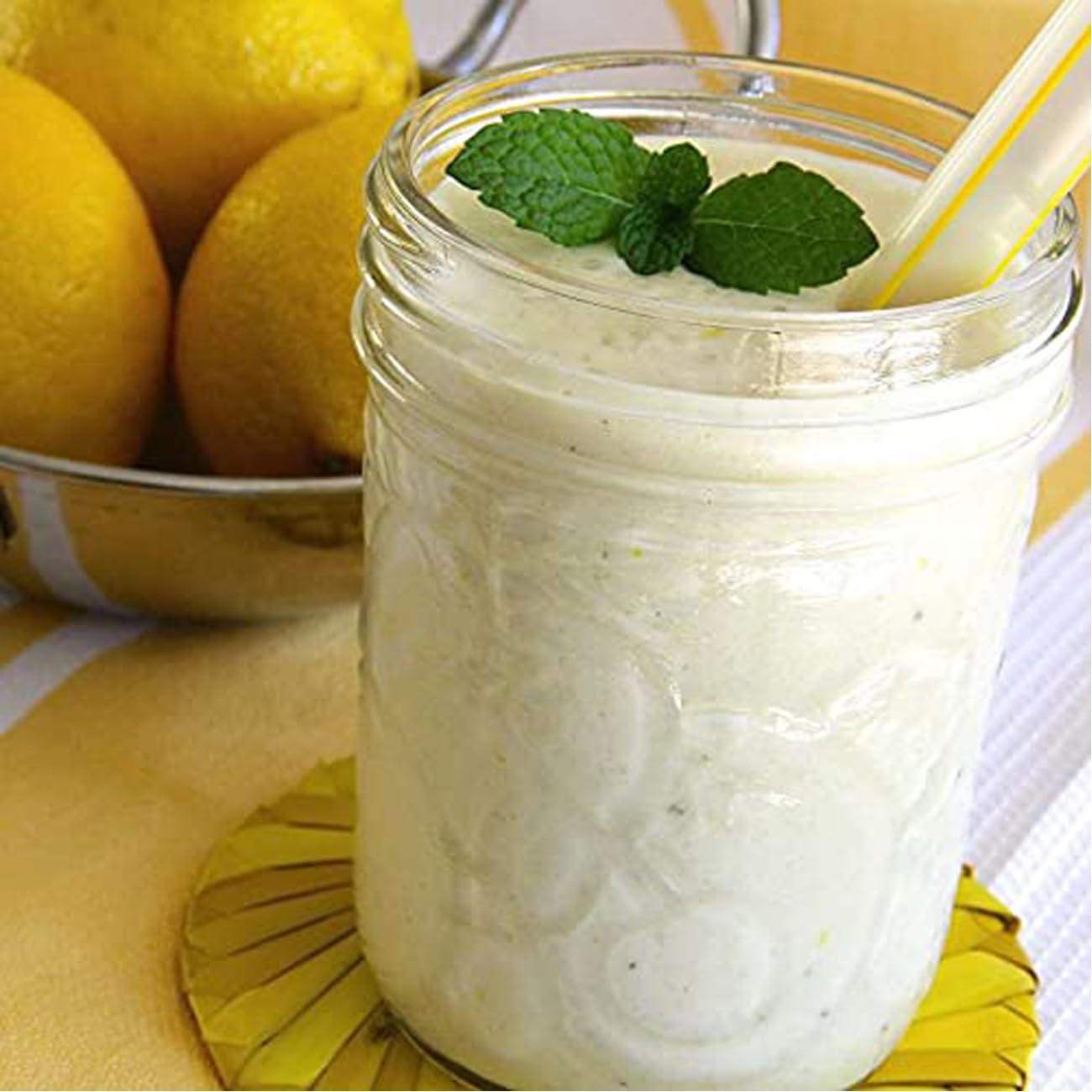 Orgnisulmte lemon powder label highlights all-natural, non-GMO ingredients.