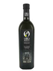 Oro Bailen Reserva Familiar Picual 2020 bottle pour – rich fruity oil for dipping and finishing.
