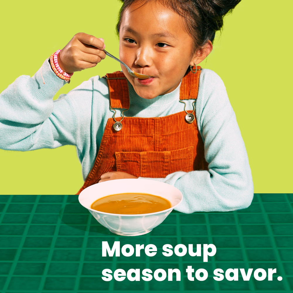 Pacific Foods Roasted Pepper & Tomato Soup being poured for quick dinners