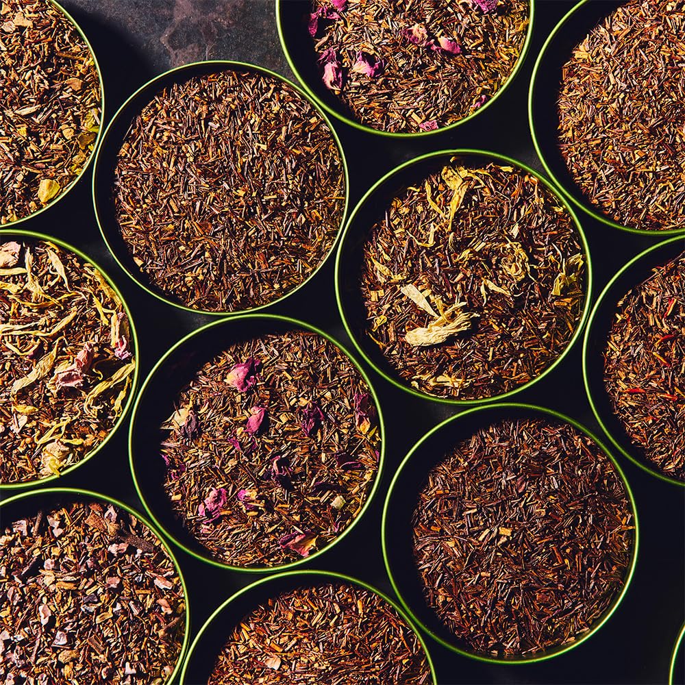 Palais des Thés tea leaves close-up inviting sensory exploration.