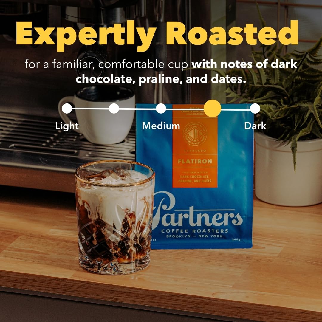 PARTNERS COFFEE ROASTERS flatiron-blend-espresso-shot-crema: crema-rich presentation with chocolate notes