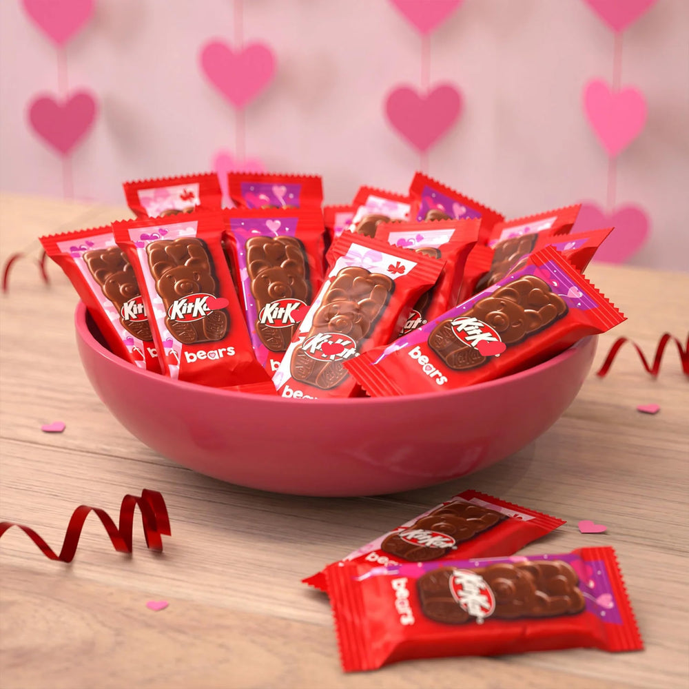 Partypom bulk candy bowl filler with 50 bears.