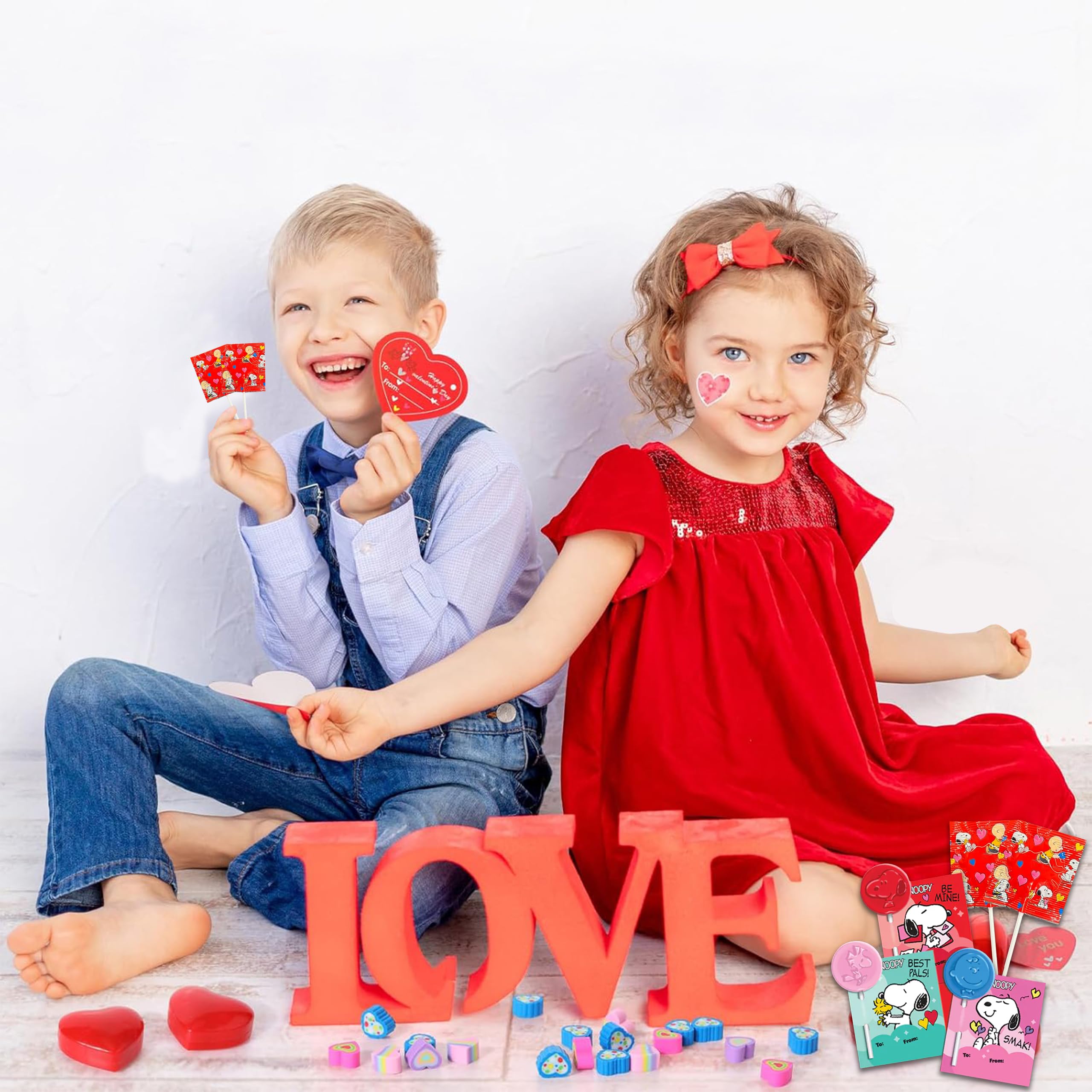 Partypom classroom exchange setup ideal for school events and gift bags.
