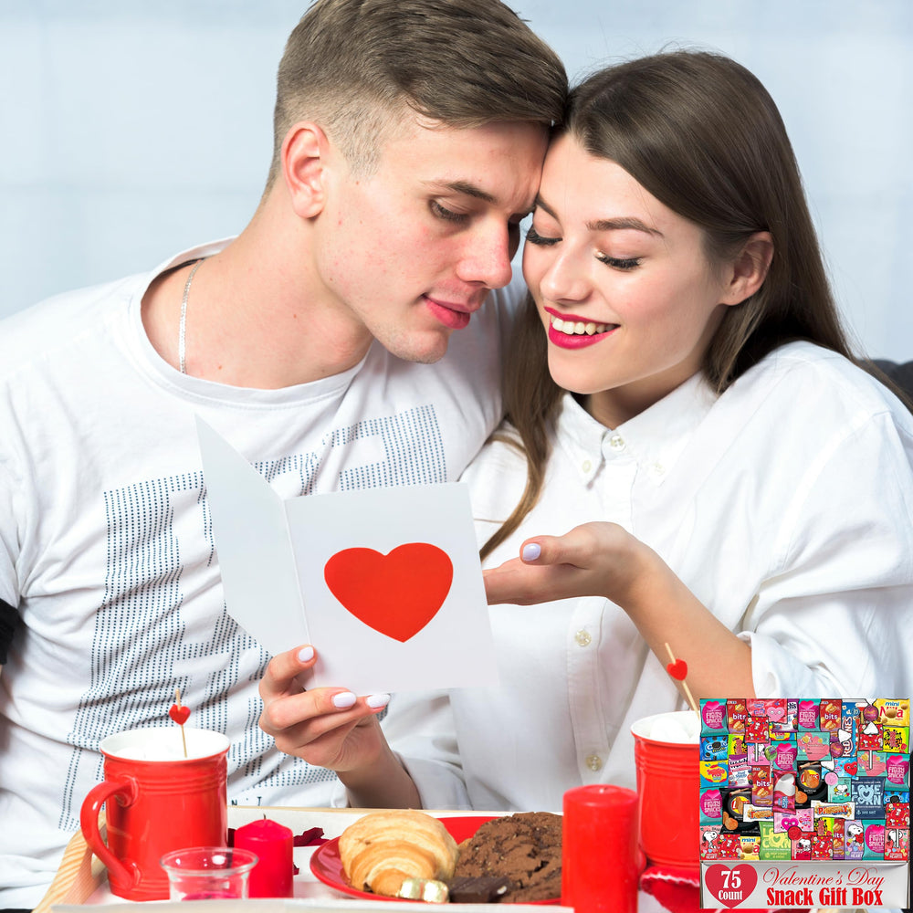 Partypom heart-shaped snacks festive display, perfect for gift exchanges