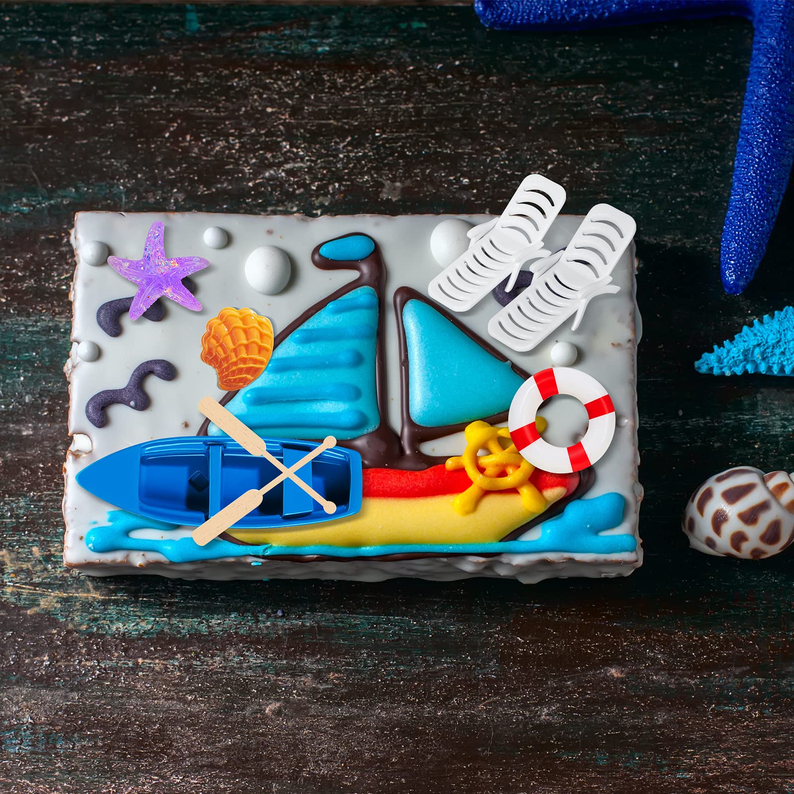 Patelai wood pulp topper offers rustic party charm