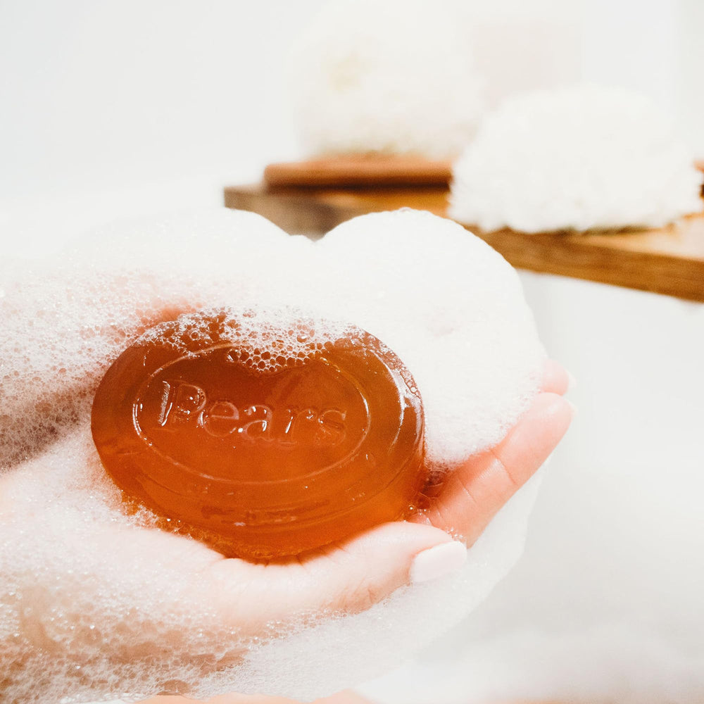 Pears traditional 200-year filtration process imparts purity to the amber soap.