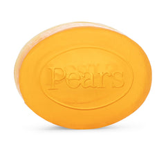 Pears Spicy Amber Soap lather demonstrates herbal notes ideal for a pampering wash.