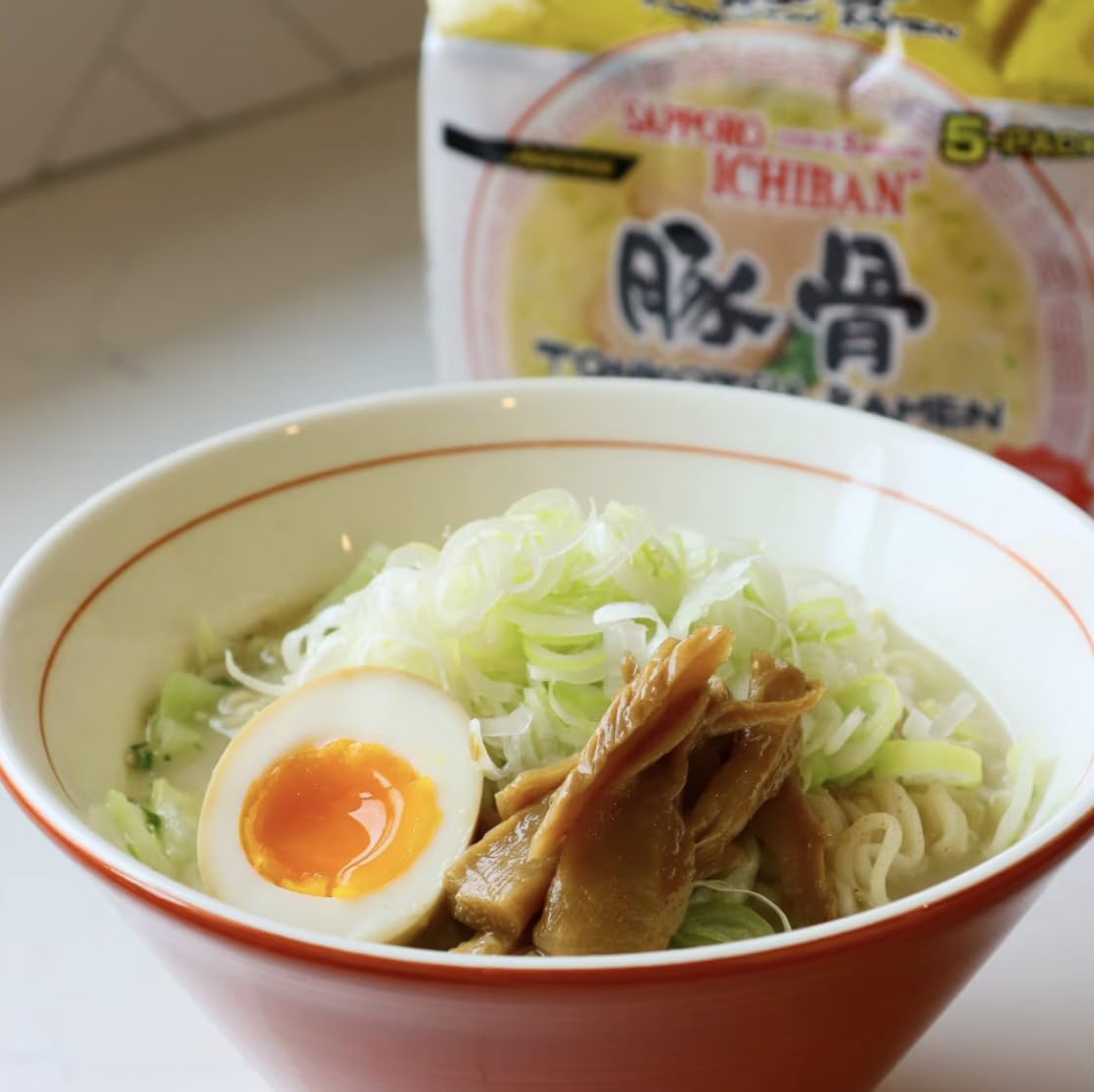 Pinstar Premium Sapporo Yakisoba ramen bowl blends savory noodles with couch-friendly flavor.