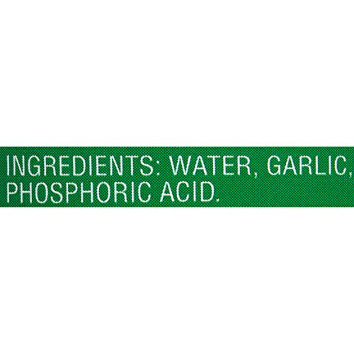 Polaner chopped garlic being poured adds quick flavor to pasta.